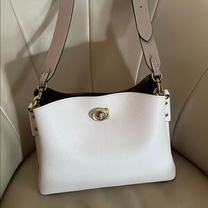 Coach White and Tan Shoulder Bag with Textured Leather